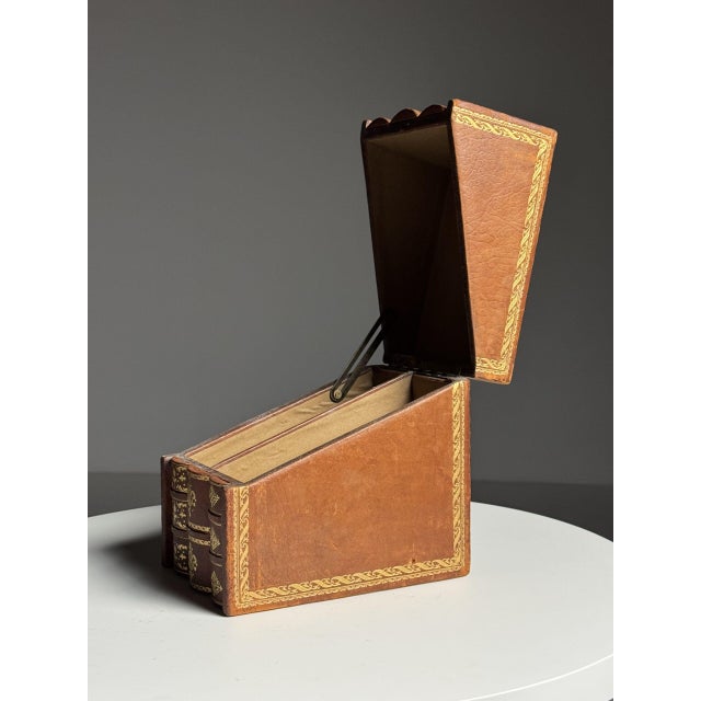 Faux Book Box, France, 20th Century For Sale - Image 7 of 15