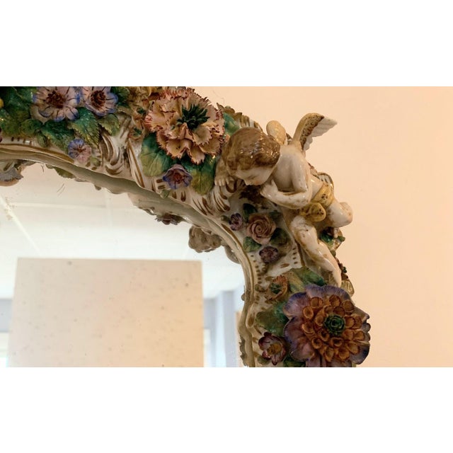 German Mirror with Candlesticks in Polychrome Porcelain For Sale - Image 14 of 17