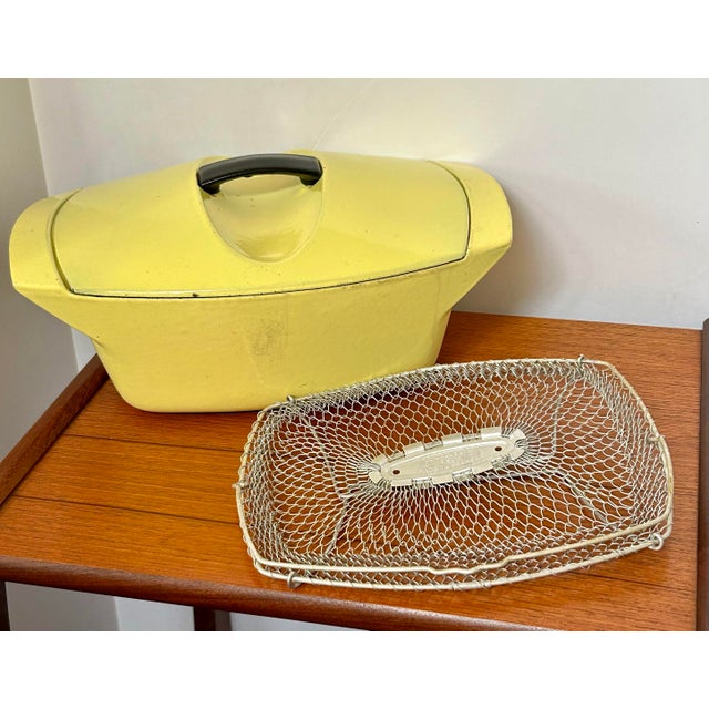 Le Creuset Raymond Loewy "La Coquelle" Casserole Dish For Sale - Image 4 of 10