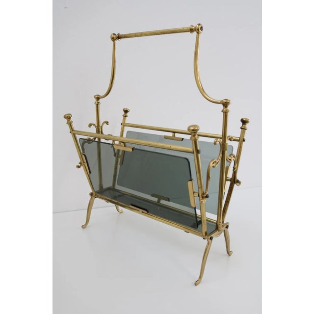 Metal Italian Hollywood Regency Brass & Smoked Glass Magazine Rack, 1950s For Sale - Image 7 of 7