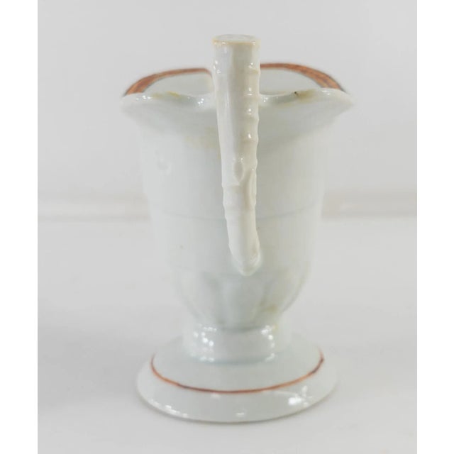 Late 19th Century 19th Century Chinese Chinoiserie Export Porcelain Helmet Creamer For Sale - Image 5 of 11
