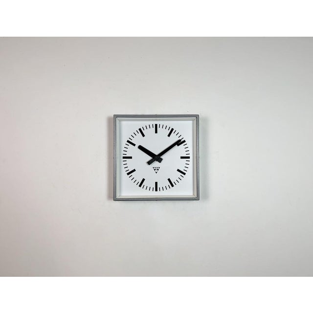 - Wall clock designed by Pragotron in former Czechoslovakia during the 1970s and made till 1990s - Was used in factories,...