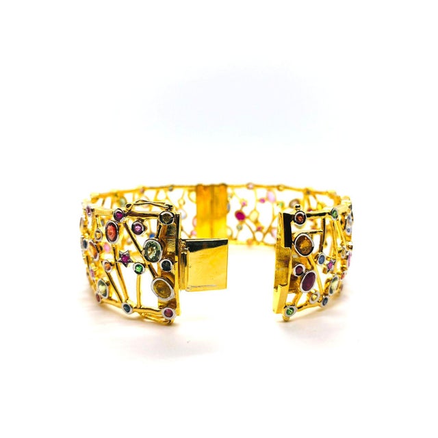 Bochic “Capri” Vintage Natural Multi Sapphire Cuff Set In 18K Gold & Silver For Sale - Image 11 of 11