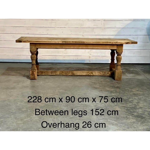 A very good quality solid Oak Farmhouse Dining Table having a lovely characterful top and good depth. Excellent...