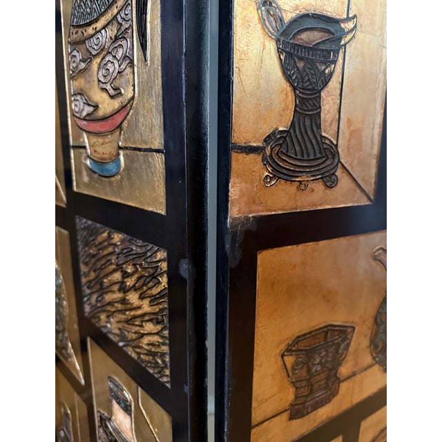 1970s Chinese Six-Panel Carved Gold Lacquered Coromandel Screen For Sale - Image 10 of 12