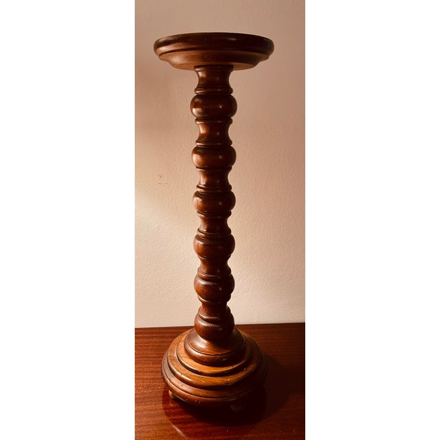 Vintage tall wooden barely twist plane stand with four round ball feet. Perfect to display plants or very cool drink...