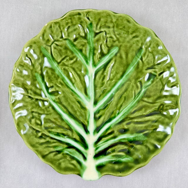 1930s Portuguese Belo Olive Green Cabbage Leaf Plates, S/8 – 1930-1950 For Sale - Image 5 of 12