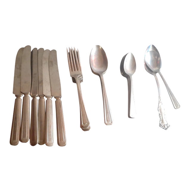 Vintage Wm Rogers Nickel Silver Flatware Set. 25 Pieces Chairish