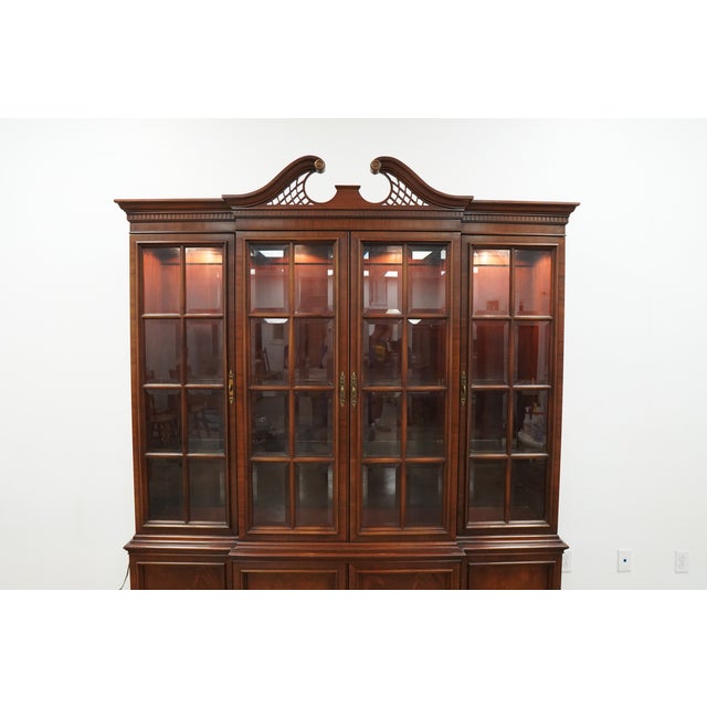 Brown Vintage Hickory Chair Company Traditional Breakfront China Cabinet, Attributed For Sale - Image 8 of 18