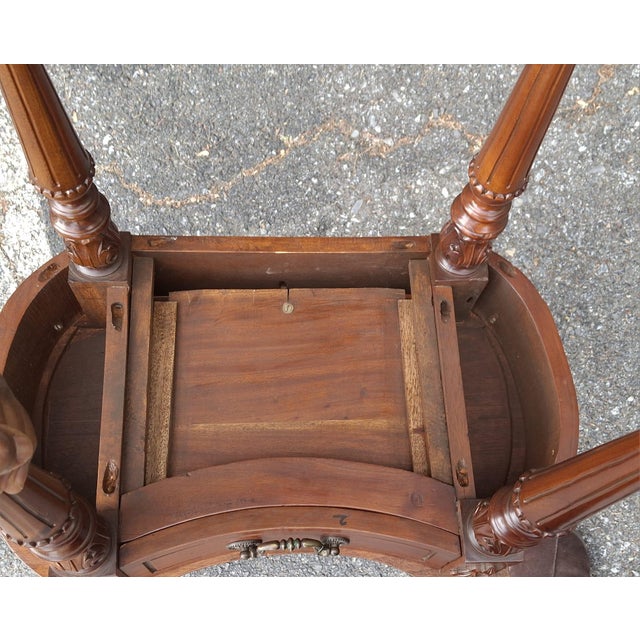 Wood Refinished Vintage Kidney-Shaped Mahogany Accent Table For Sale - Image 7 of 7