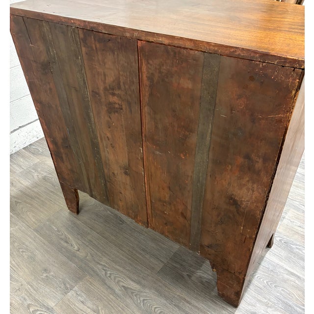 Antique Federal Hepplewhite Style Bowfront Mahogany Chest Dresser For Sale - Image 11 of 11