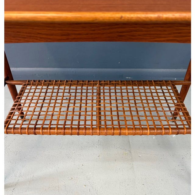 1950s Folke Ohlsson for Dux 2-Tiered Side Table Mid Century For Sale In Philadelphia - Image 6 of 12
