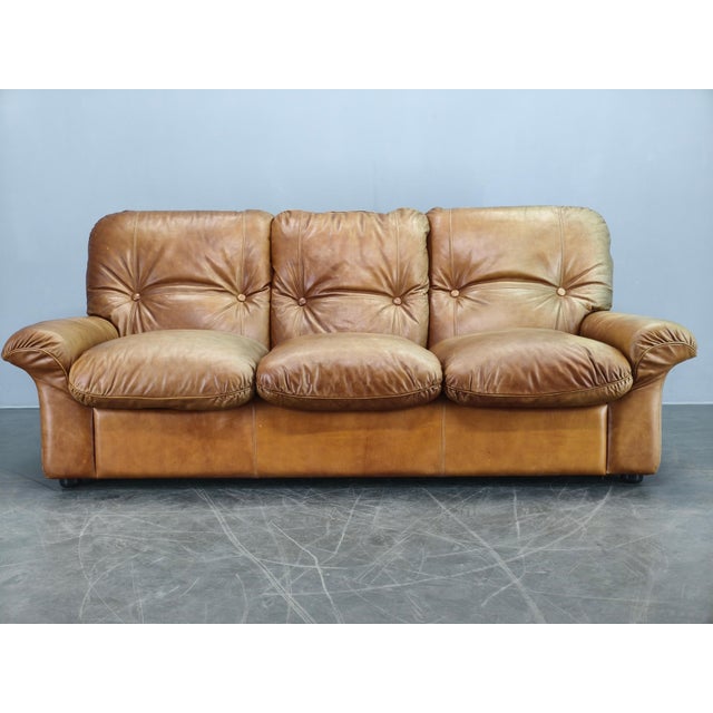 Cognac Buffalo Leather 3-Seater Sofa from Arcon Italia,1970s For Sale - Image 3 of 18