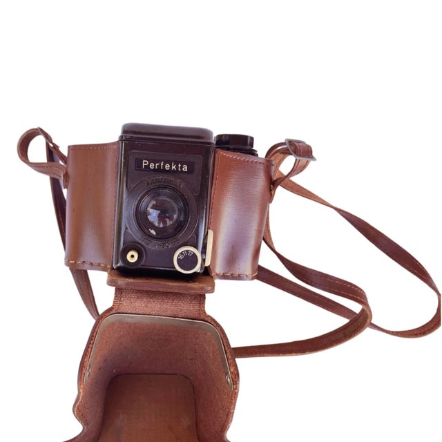Animal Skin Veb Rheinmatall "Perfekta Aeromat" Camera, Germany, 1950s. For Sale - Image 7 of 11