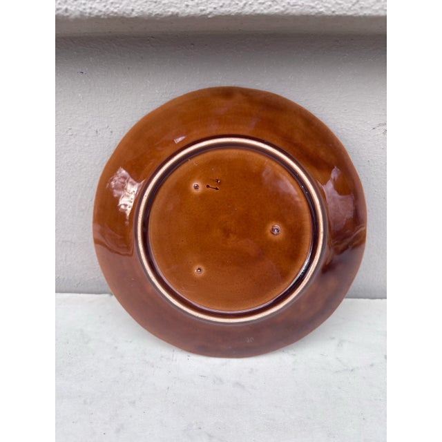 19th Century French Majolica Strawberries Plate Luneville For Sale In Austin - Image 6 of 7