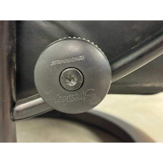 Black Ekornes Stressless Black Leather Reclining Lounge Chair For Sale - Image 8 of 8
