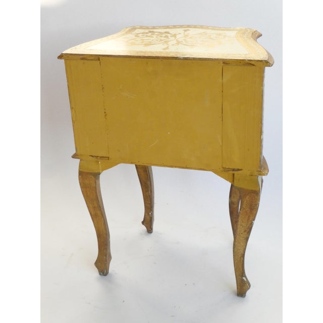 Mid-Century Modern Mid-Century Florentine Italian Gold and White Gilt Side Table Nightstand, 1960s For Sale - Image 3 of 10