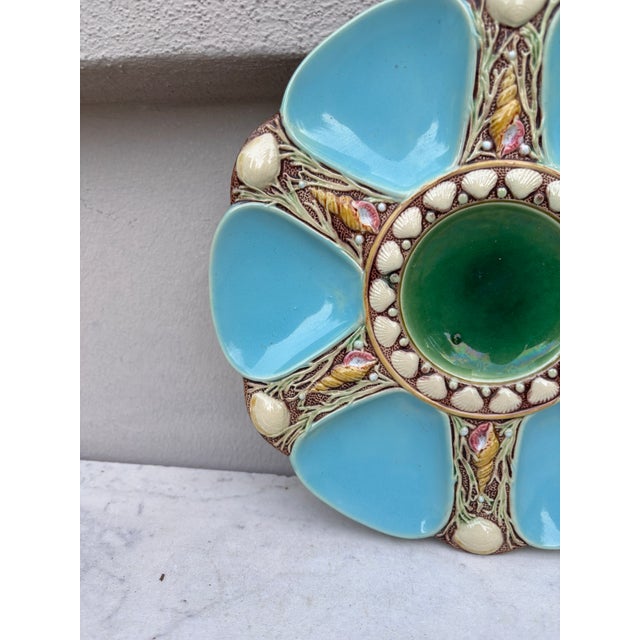 Victorian Victorian Majolica Aqua Oyster Plate by Minton, Ceramic, England, 1880 For Sale - Image 3 of 4