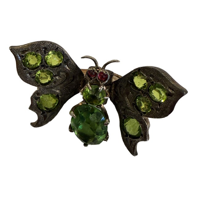 Antique Art Nouveau Insect Brooch with Green Paste Stones and Butterfly Bow Tie in C-Clasp, 1890s For Sale