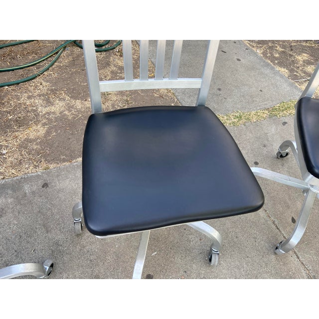 Metal Emeco 1022 Aluminum Leather Navy Semi Upholstered Swivel Chairs Set of 3 For Sale - Image 7 of 18