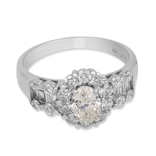 Contemporary Vintage 1.17 Carat Oval Cut Diamond Platinum Ring, Size 5.75 For Sale - Image 3 of 7