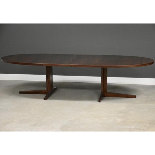 Mid-Century Modern 1970s Danish Modern Rosewood Oval Dining Table For Sale - Image 3 of 11