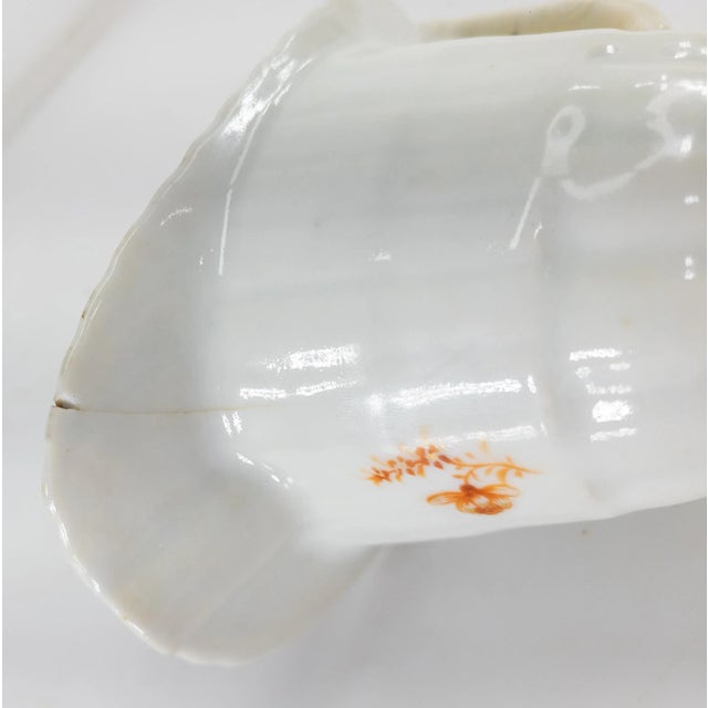 19th Century Chinese Export Porcelain Helmet Creamer, as Is For Sale - Image 9 of 10