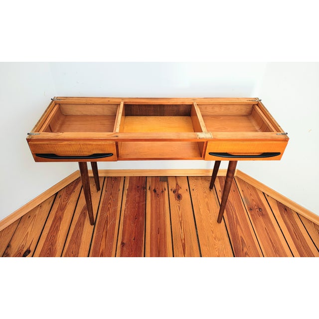 Desk by M. Pozar for Up Závody, Czechoslovakia, 1960s For Sale - Image 17 of 18