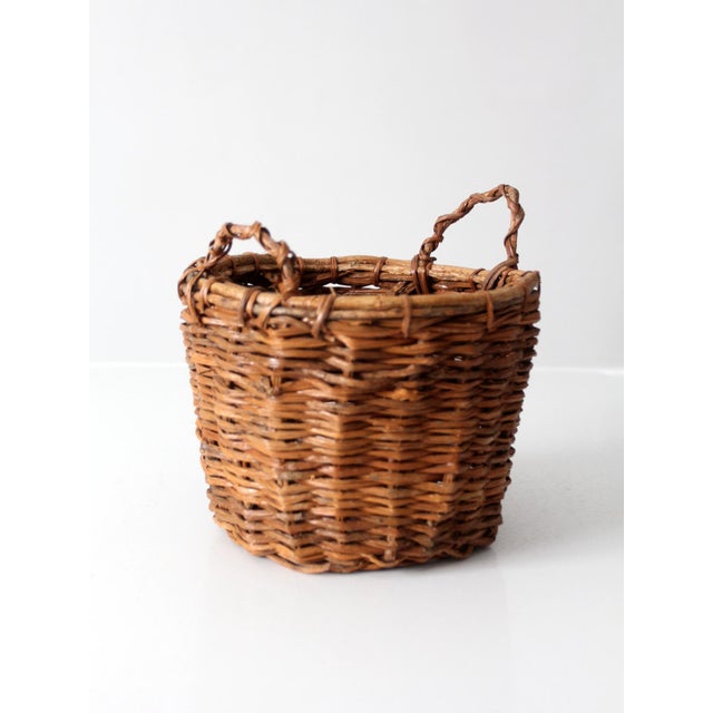 Farmhouse Vintage Handwoven Wicker Basket With Twisted Handles For Sale - Image 3 of 11