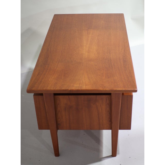 Freestanding FM60 Desk in Teak by Kai Kristiansen for Feldballes Møbelfabrik, 1960s For Sale - Image 13 of 18