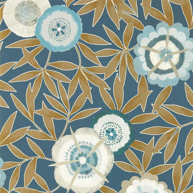 Harlequin Komovi Wallpaper in Midnight/Gold - a Sample For Sale