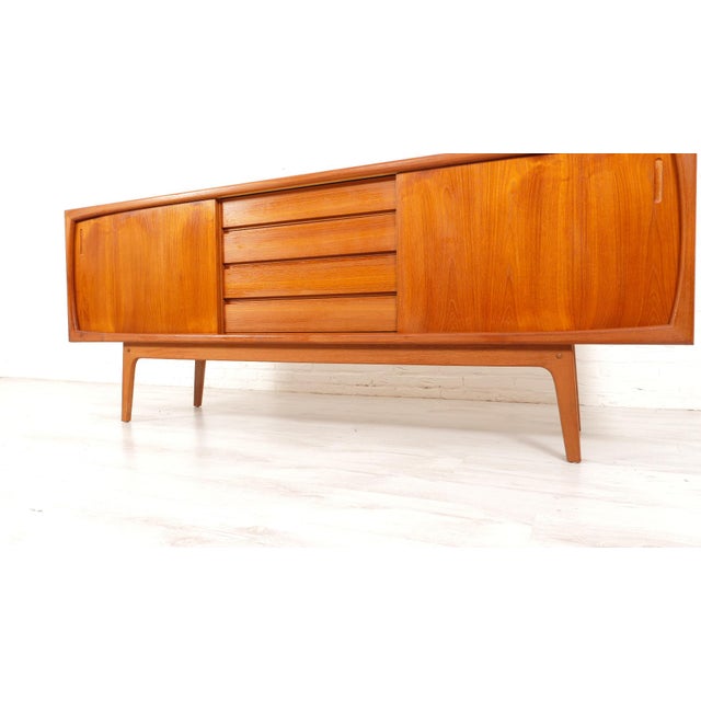 Vintage Sideboard in Teak For Sale - Image 14 of 18