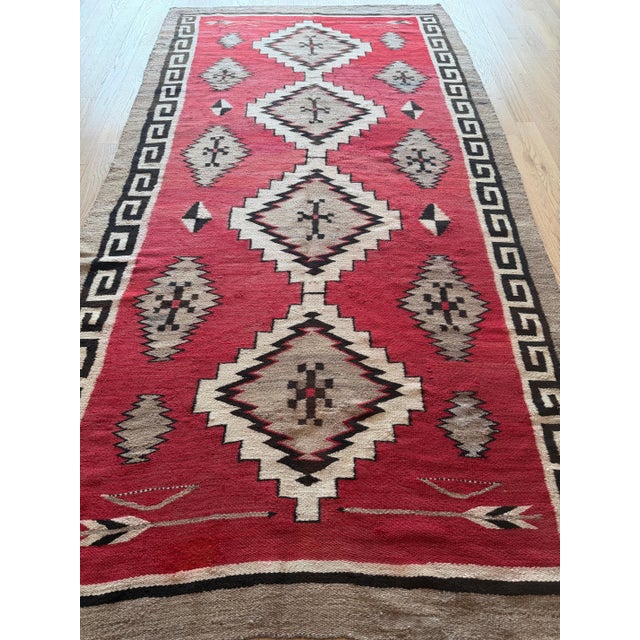 Authentic Navajo Rug c.1920 – Handwoven Native American Textile Geometric Design For Sale - Image 16 of 18