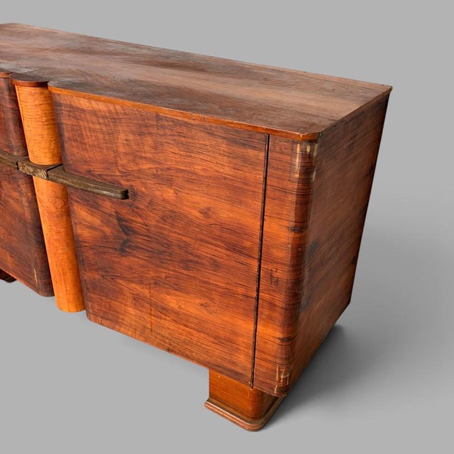 1930s Art Deco Walnut Sideboard with Bakelite Handles, 1930s For Sale - Image 5 of 12