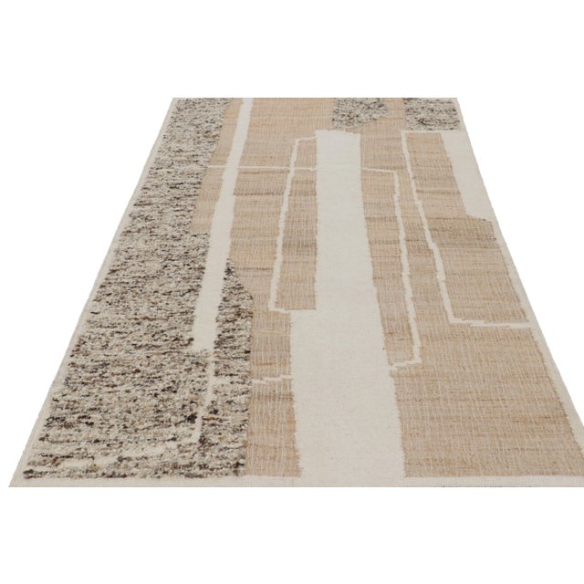 Rug & Kilim Rug & Kilim’s Abstract Flatweave with Cream and Beige Geometric Patterns - 10x14 For Sale - Image 4 of 7