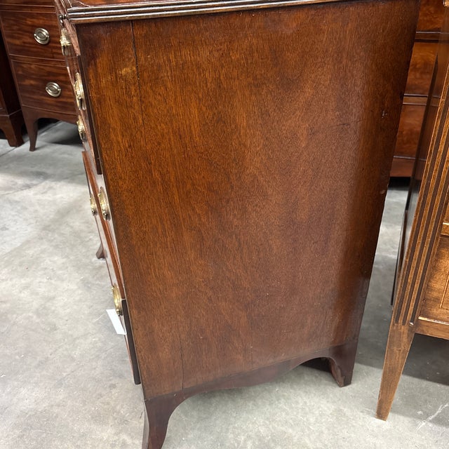 Mid-18th Century English Mahogany Georgian Period Chest For Sale - Image 4 of 8