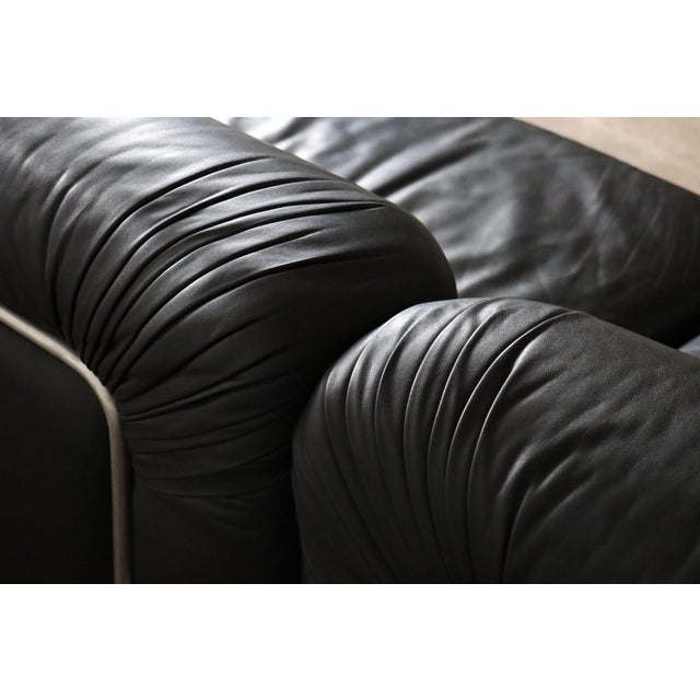 Modular Sofa in Black Leather by Rodolfo Bonetto for Tecnosalotto, 1960s, Set of 5 For Sale - Image 10 of 15