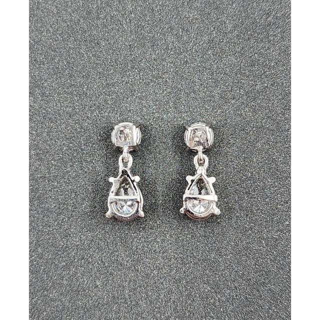 Early 21st Century 1.57 Ct Gia Certified Pear & Round Diamond Drop Earrings, A Pair For Sale - Image 5 of 10