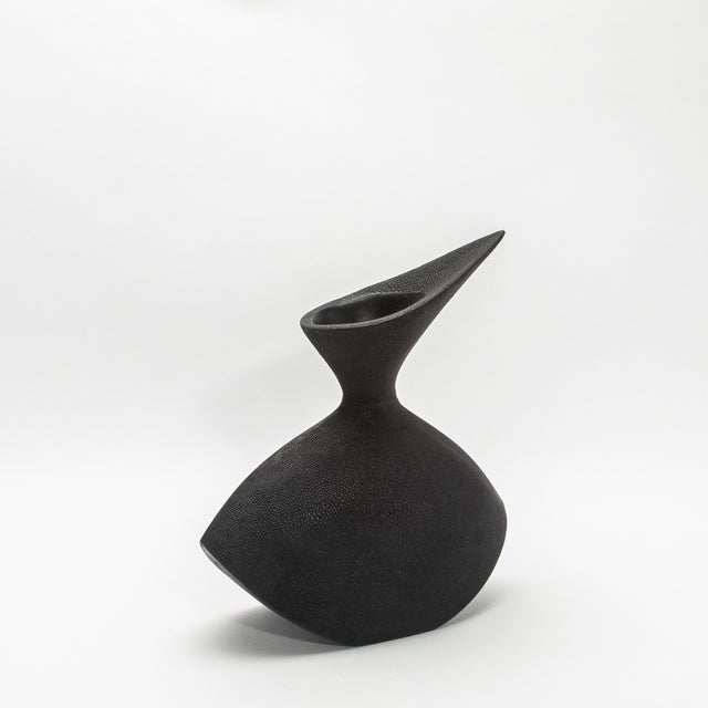 Modern Modern Sculptural Vase in Black Shagreen by R&y Augousti For Sale - Image 3 of 7