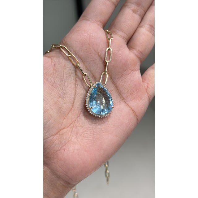 Certified 14.22Ct Aquamarine & Diamond Paperclip Pendant Necklace in 14k Gold For Sale In New York - Image 6 of 17
