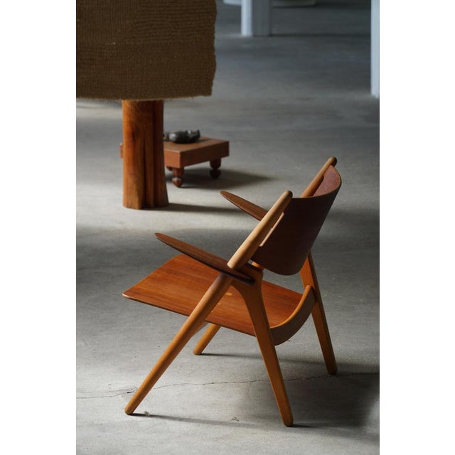 1950s CH28 Armchairs by Hans J. Wegner for Carl Hansen & Søn, 1950s, Set of 2 For Sale - Image 5 of 18