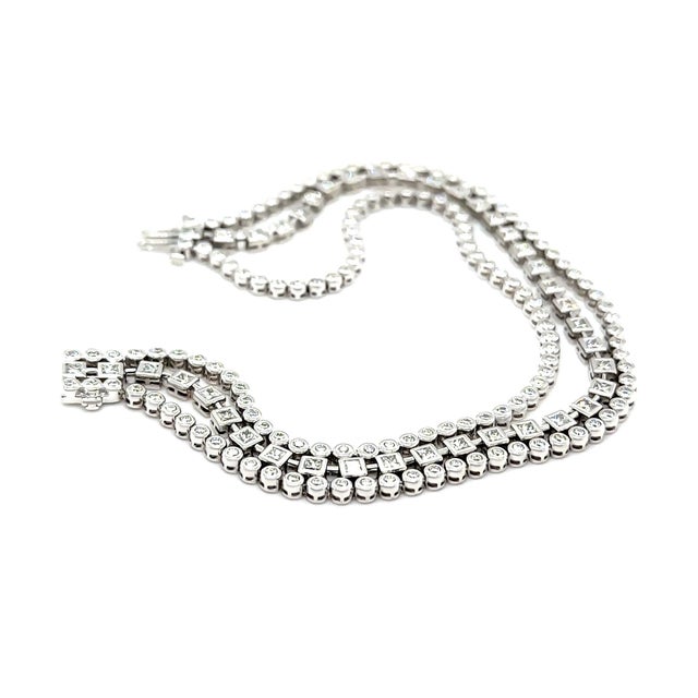 Contemporary 18ct White Gold Diamond Tennis Bracelet 5.52ct 29.0g For Sale - Image 3 of 7