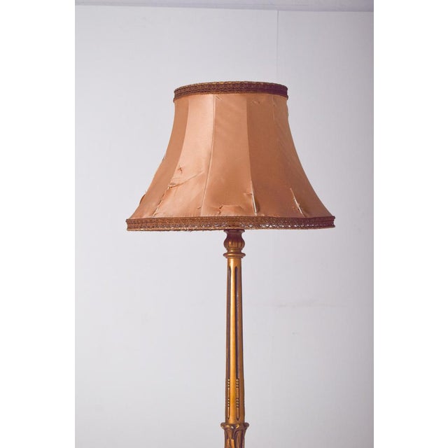 Gilded Wooden Floor Lamp with Fabric Lampshade, 1890 For Sale - Image 6 of 10