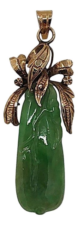Art Nouveau 18k Carved Jade Pendant