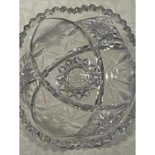 This bowl has the signature House of Birks right at center. It has a substantial weight (555 grams). It is dates back to...