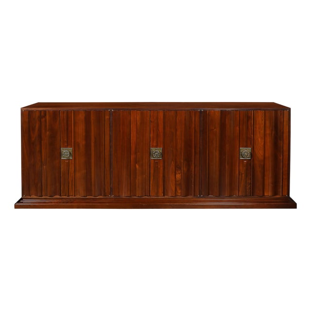Mid-Century Fluted Walnut Sideboard W/ Sculptural Brass Pulls by Tommi Parzinger For Sale