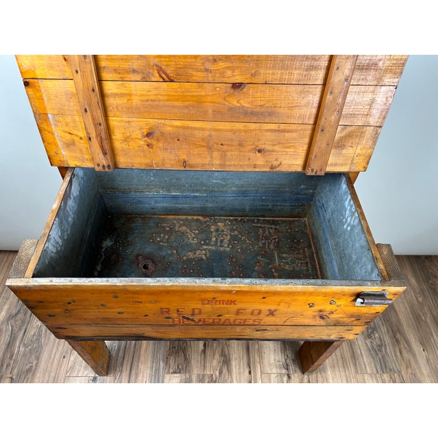 Antique Tin Lined Pine General Store Red Fox Ginger Ale of Rhode Island Cooler C. 1930 For Sale In Boston - Image 6 of 9