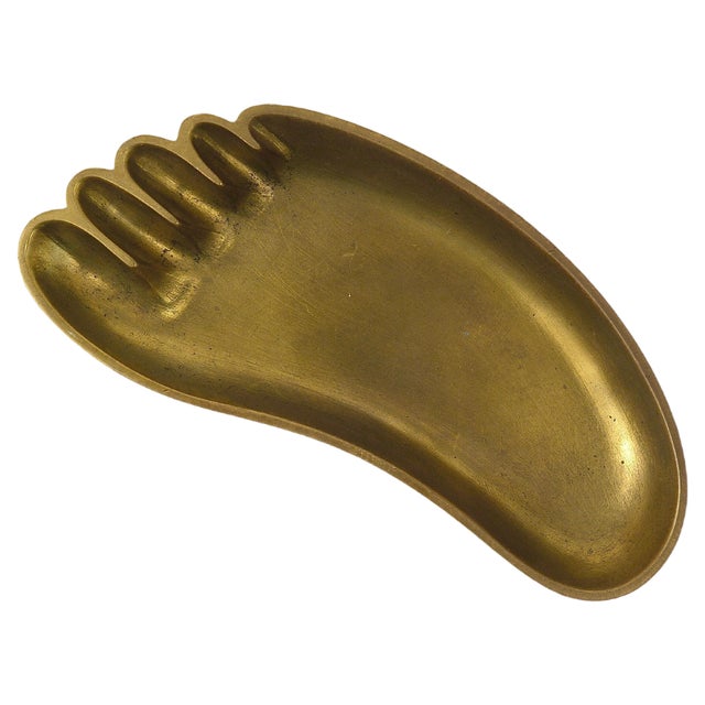 Mid-Century Sculptural Foot Bowl in Brass from Hagenauer, Austria, 1950s For Sale