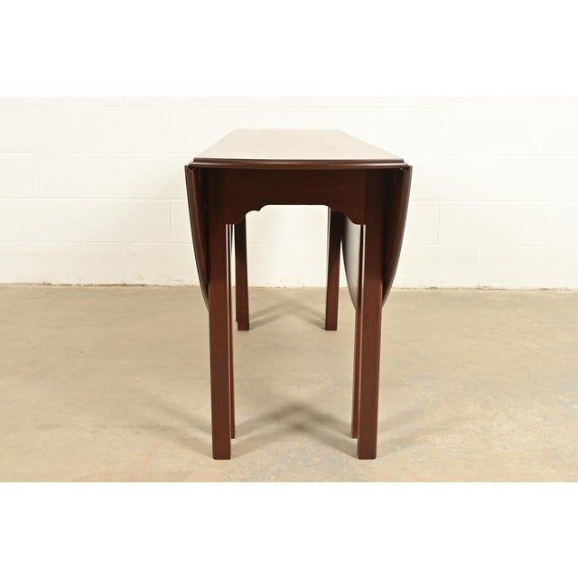 Kittinger Georgian Mahogany Gate Leg Drop Leaf Dining Table or Breakfast Table, Newly Refinished For Sale - Image 11 of 12