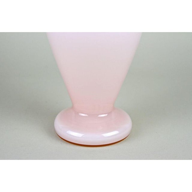 20th Century Art Nouveau Pink Glass Vase with Frilly Edge, Austria, 1900 For Sale - Image 14 of 15